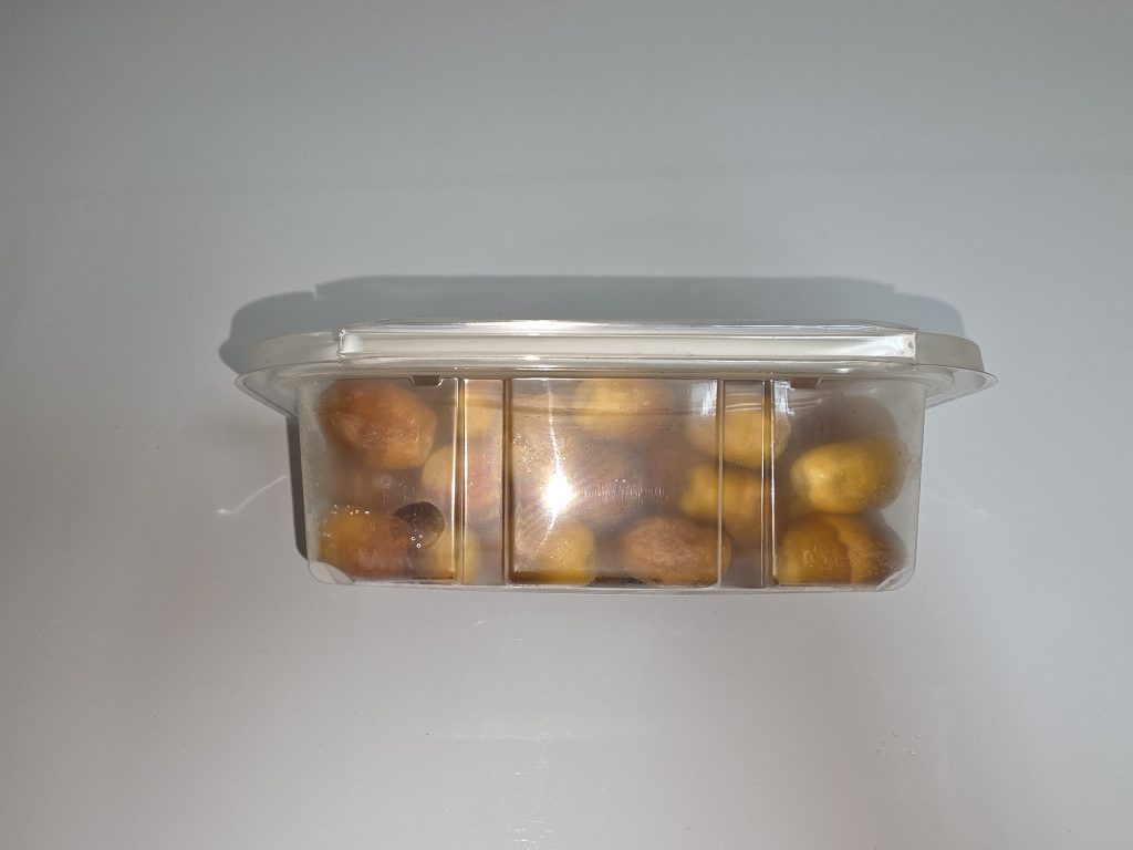Golden Zahidi dates grown at Desert Sun Dates in Sky Valley, California
