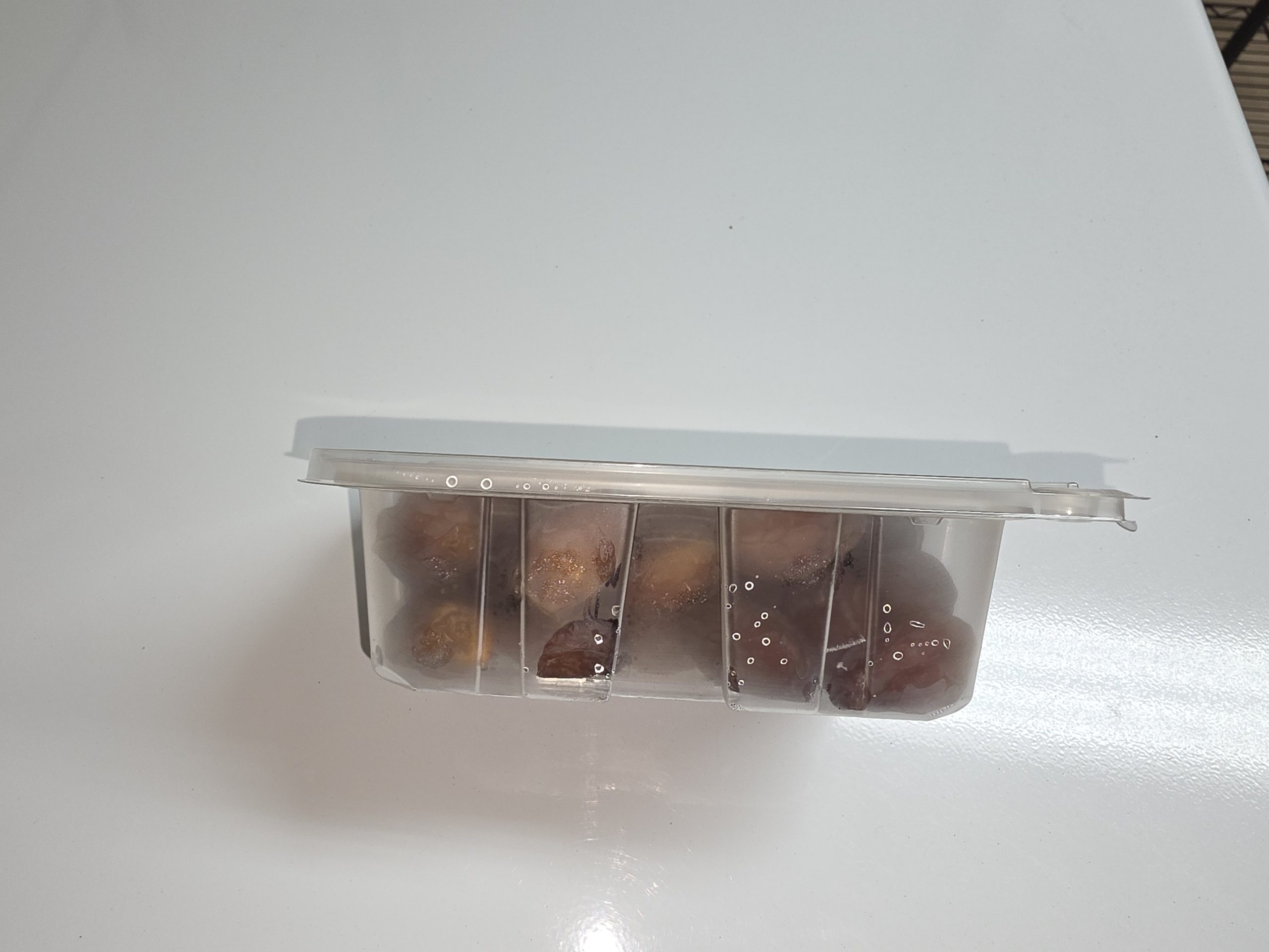Premium California Medjool dates Tamr Al-Majhool shipped to Chicago Bridgeview